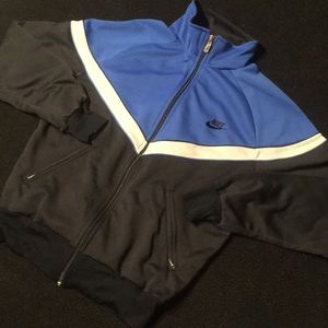 Awesome VTG. Nike track jacket! 80s Sz. M🔥 clean!
